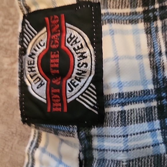 JUNIOR SHORTS SZ SMALL - Picture 3 of 4